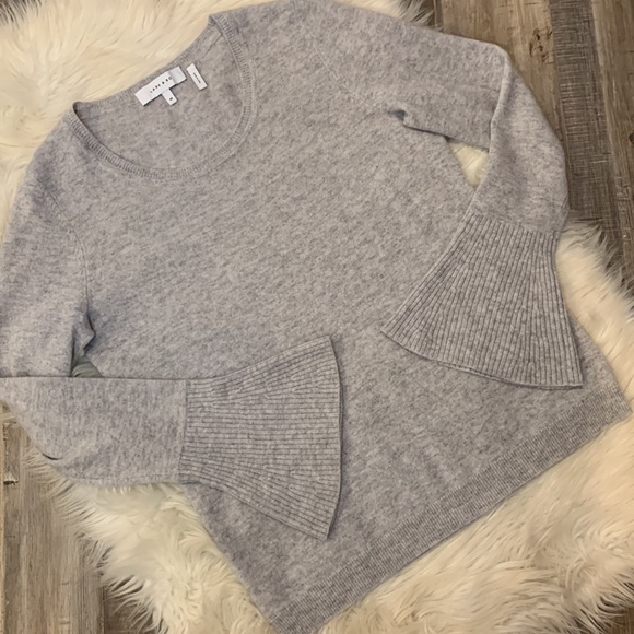 Lark & Ro Sweaters - Lark & Ro cashmere bell sleeve sweater M